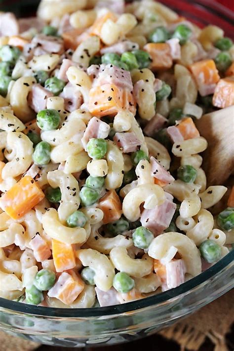 macaroni salad with ham and cheese